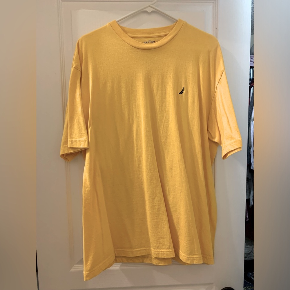 Men’s Nautica t shirt. XL. Excellent condition